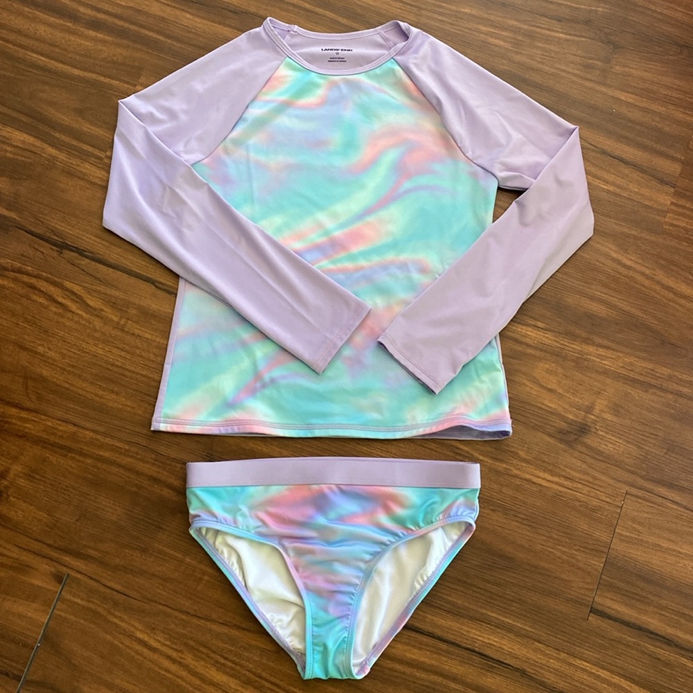 Lands’ End Rashguard & Bottom